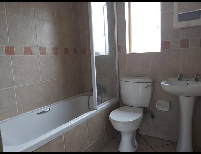 2 BEDROOM DUPLEX TO LET IN NORTH RIDING